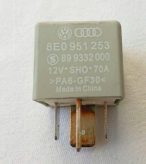 AUDI 8E0951253 - Ρελέ, αντλία καυσίμου parts5.com