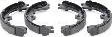 BOSCH 0 986 487 930 - Set saboti frana, frana de mana parts5.com