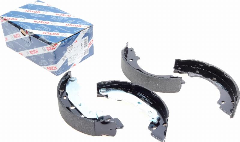 BOSCH 0 986 487 570 - Fékpofakészlet parts5.com