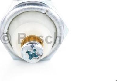 BOSCH 0 986 345 004 - Датчик, налягане на маслото parts5.com