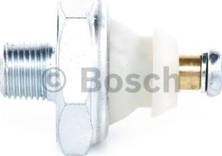 BOSCH 0 986 345 004 - Датчик, налягане на маслото parts5.com