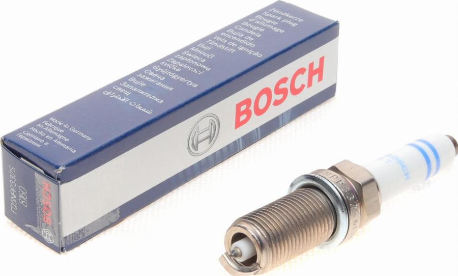 BOSCH 0 241 245 673 - Świeca zapłonowa parts5.com