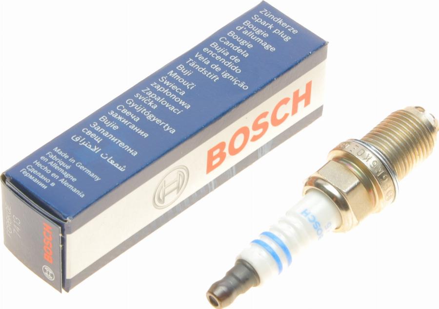 BOSCH 0 242 240 587 - Spark Plug parts5.com