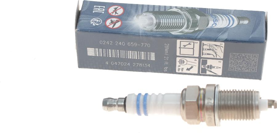 BOSCH 0 242 240 659 - Gyújtógyertya parts5.com