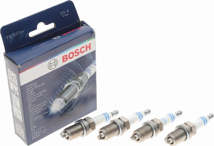 BOSCH 0 242 235 913 - Gyújtógyertya parts5.com