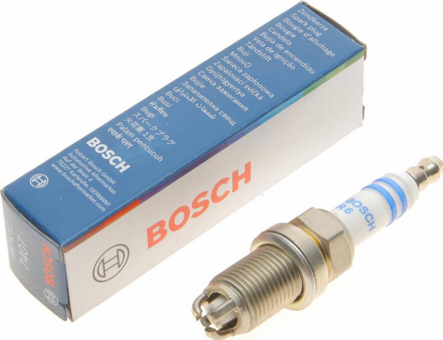 BOSCH 0 242 235 766 - Bujii parts5.com