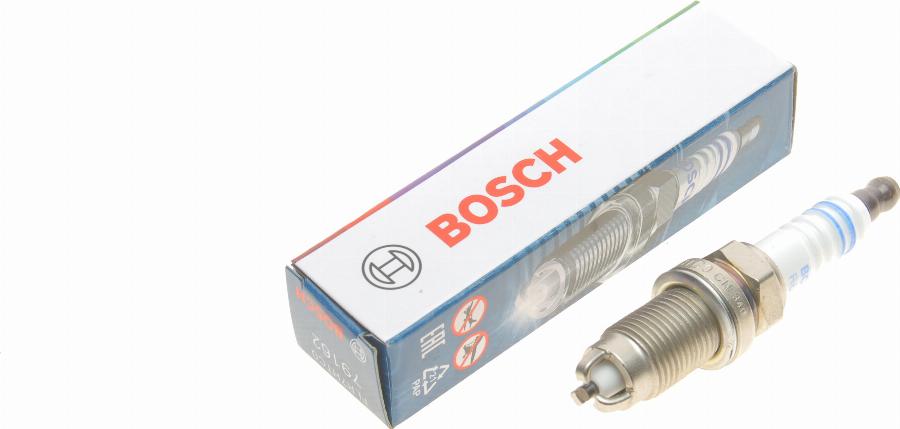 BOSCH 0 242 235 788 - Bujii parts5.com