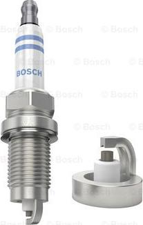 BOSCH 0 242 236 565 - Свеча зажигания parts5.com