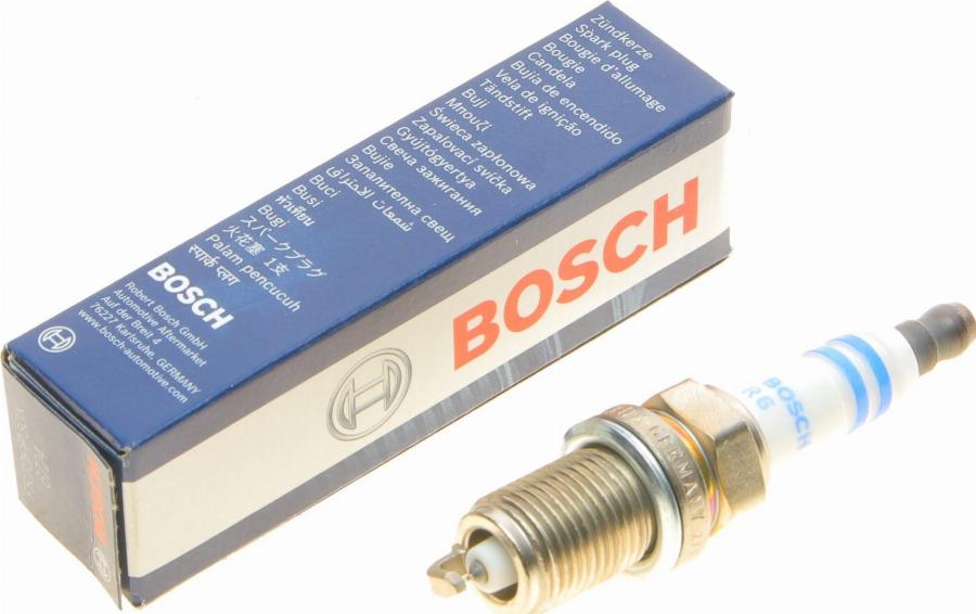 BOSCH 0 242 236 616 - Świeca zapłonowa parts5.com