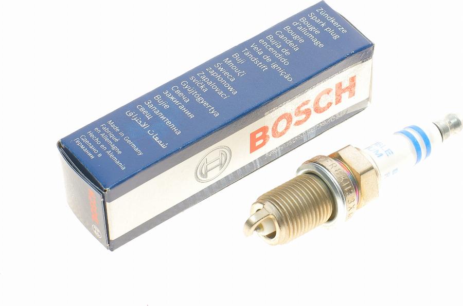 BOSCH 0 242 230 528 - Spark Plug parts5.com