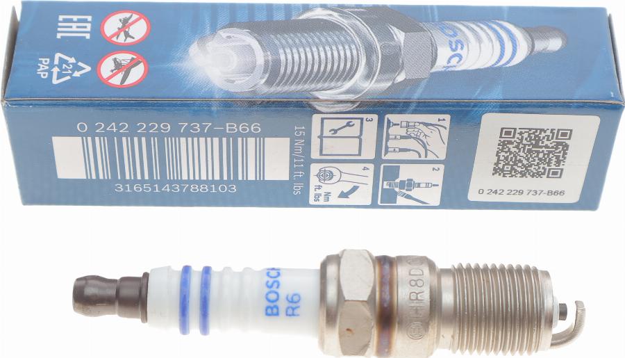 BOSCH 0 242 229 737 - Süüteküünal parts5.com