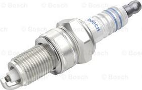 BOSCH 0 242 225 625 - Bougie d'allumage parts5.com