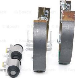 BOSCH 0 204 114 618 - Set saboti frana parts5.com