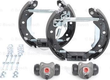 BOSCH 0 204 114 629 - Zestaw szczęk hamulcowych parts5.com