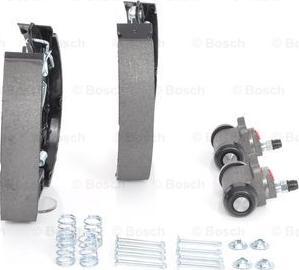 BOSCH 0 204 114 629 - Zestaw szczęk hamulcowych parts5.com