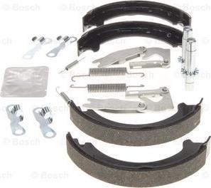 BOSCH 0 204 113 826 - Brake Shoe Set, parking brake parts5.com