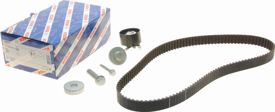 BOSCH 1 987 946 672 - Fogasszíjkészlet parts5.com