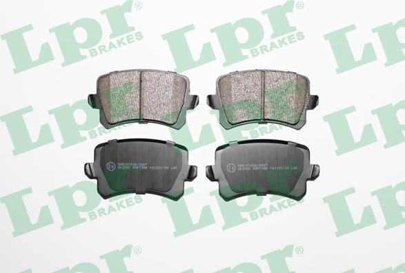 LPR 05P1390 - Тормозные колодки, дисковые, комплект parts5.com