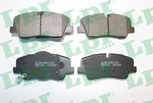 LPR 05P2058 - Brake Pad Set, disc brake parts5.com