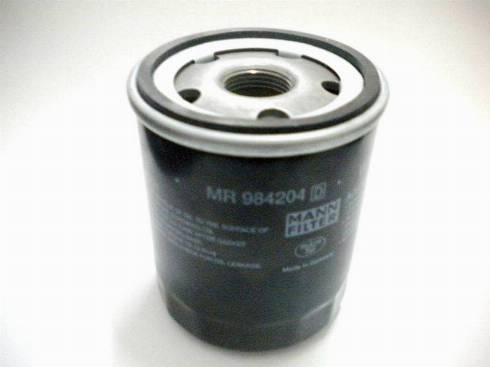 Mitsubishi MR984204 - Filtru ulei parts5.com