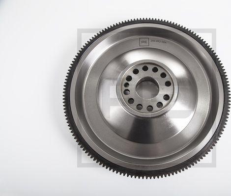 PE Automotive 250.062-00A - Volanta parts5.com