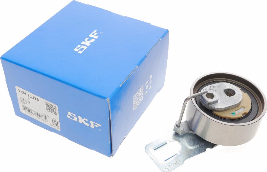 SKF VKM 13318 - Τεντωτήρας, οδοντ. ιμάντας parts5.com