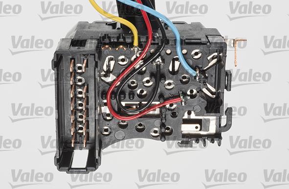 Valeo 251605 - Выключатель на рулевой колонке parts5.com