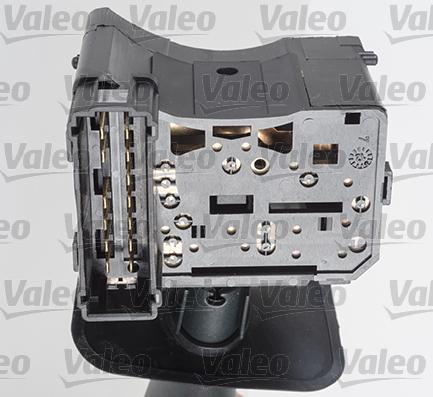 Valeo 251608 - Steering Column Switch parts5.com