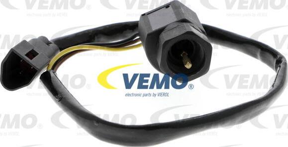 Vemo V25-72-0200 - Senzor,viteza parts5.com