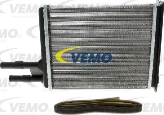 Vemo V22-61-0005 - Radiador de calefacción parts5.com